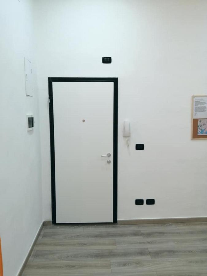Appartamento Nuovo A 1 Minuto Dal Porto 리보르노 외부 사진