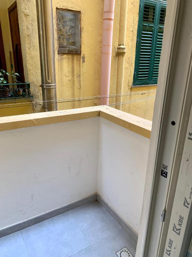 Appartamento Nuovo A 1 Minuto Dal Porto 리보르노 외부 사진